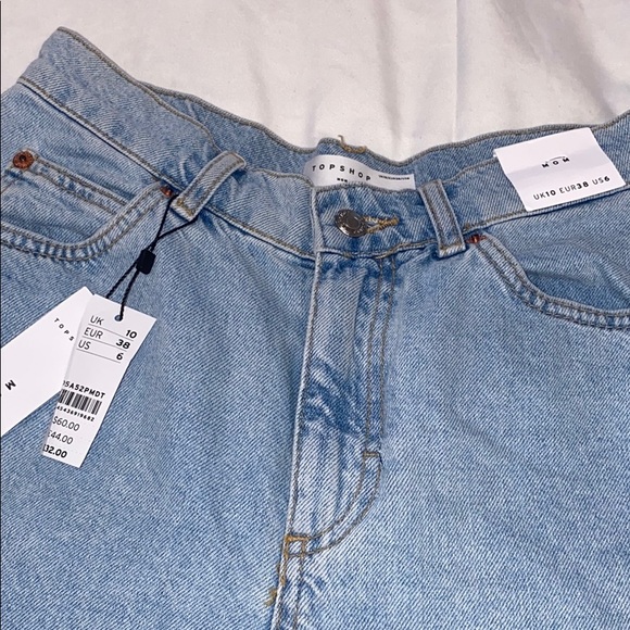 NEVER BEEN WORN Topshop Mom Denim Shorts - Picture 3 of 4